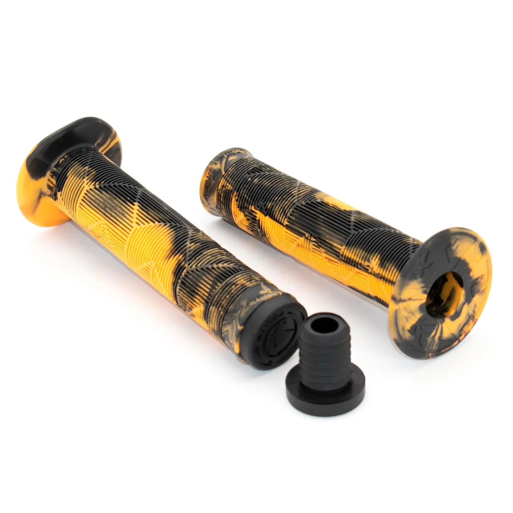 gripsy-dlya-bmx-kench-kh-gp-03-mix-140-mm-s-flantsem-cherno-oranzhevye-85426524077083