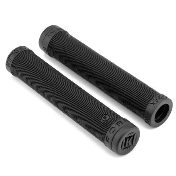 grips-kink-form-chorni